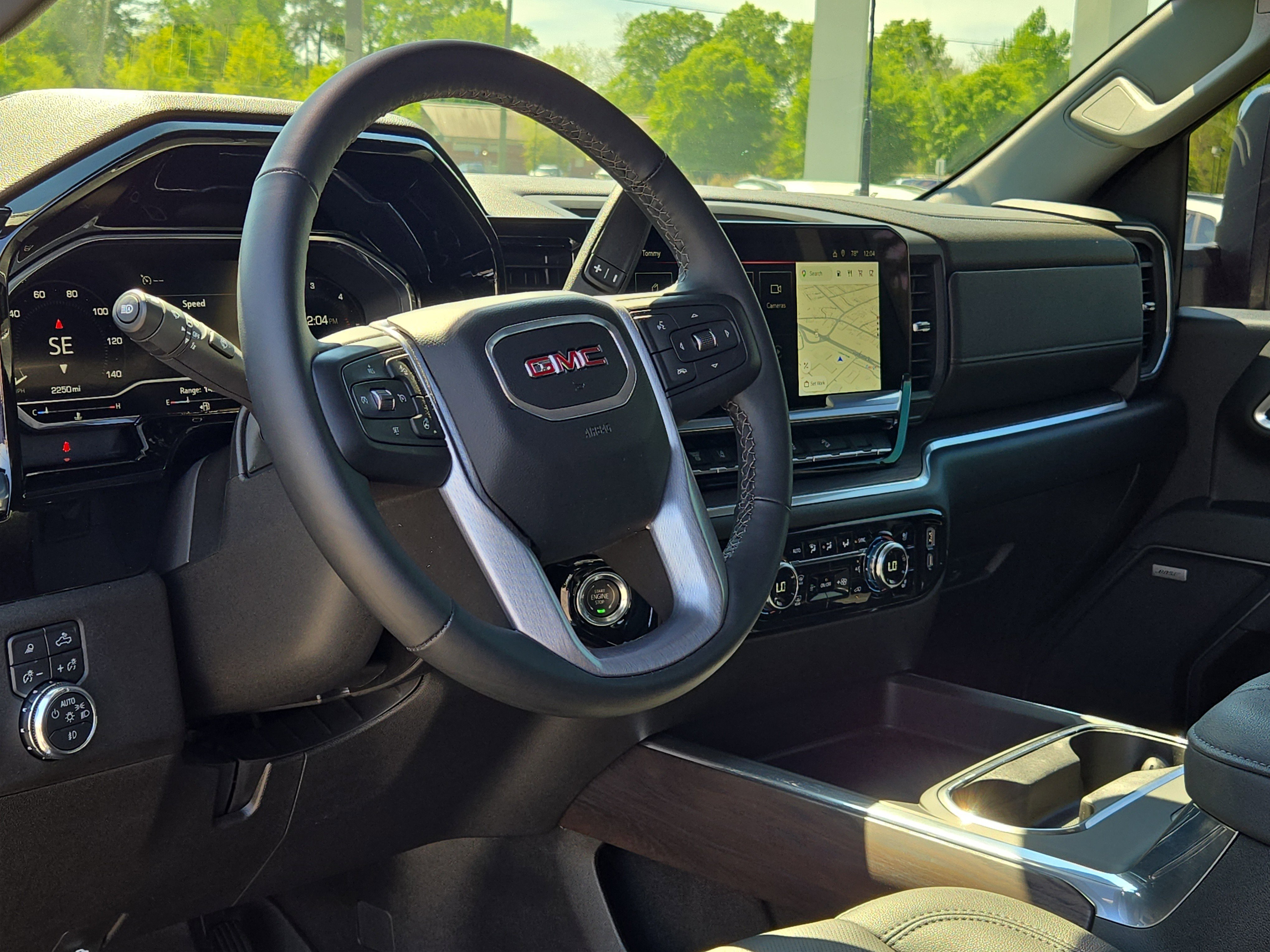 Used 2025 GMC Sierra 2500 SLT w/ SLT Convenience Package AWD/4WD image 17