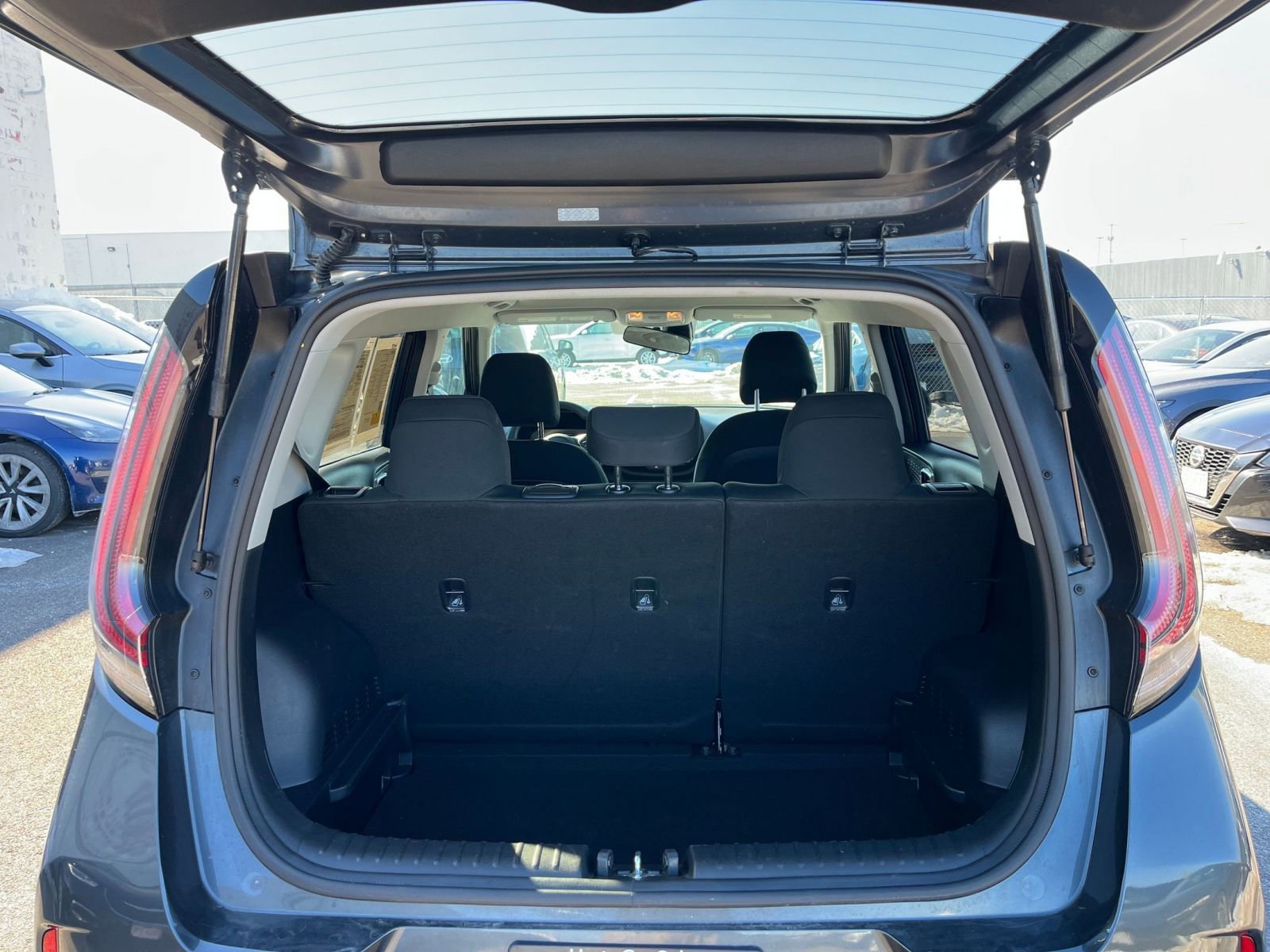 Used 2025 Kia Soul LX w/ LX Technology Package image 29