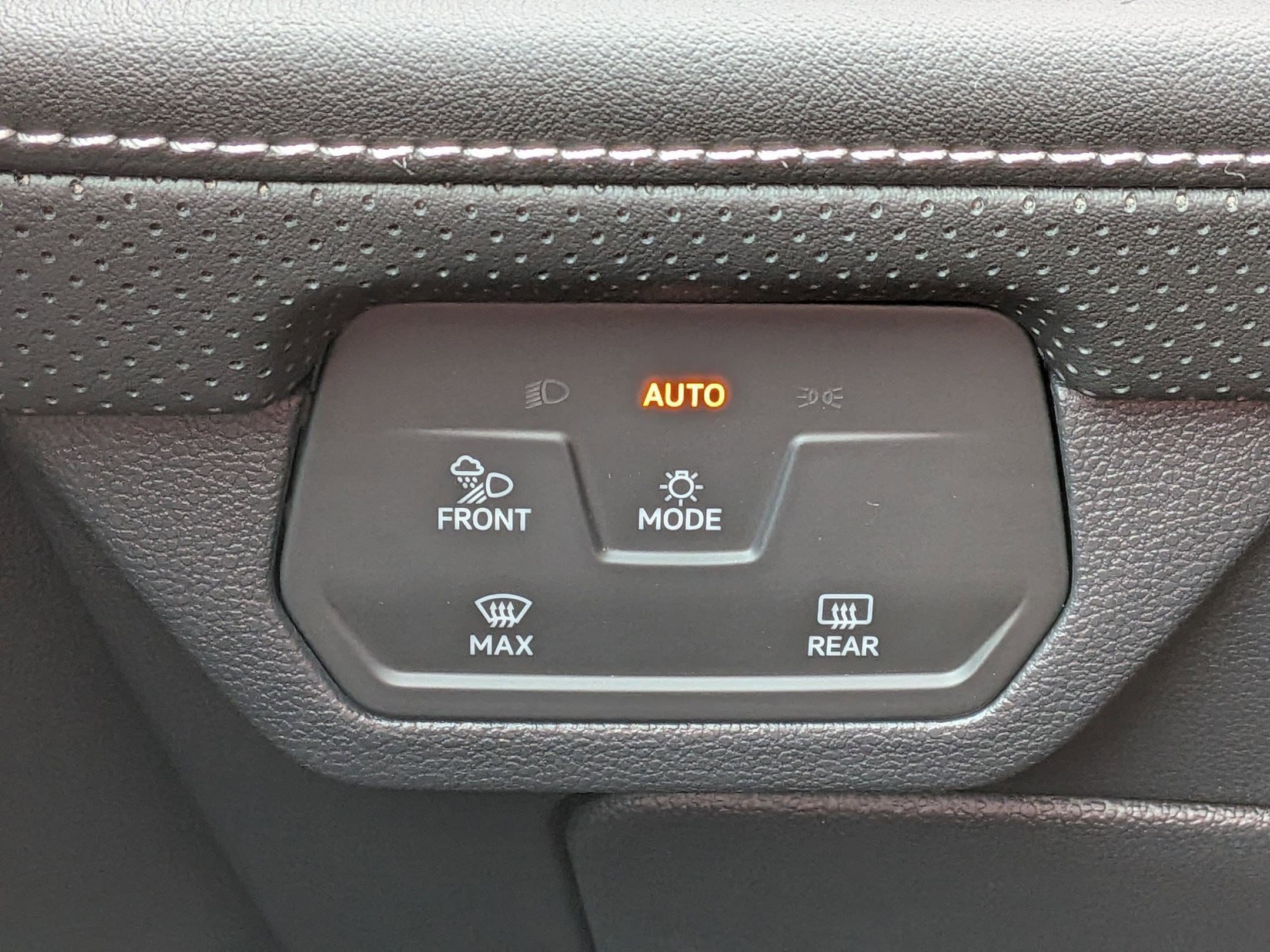 New 2026 Volkswagen Atlas SEL Premium R-Line AWD/4WD image 18