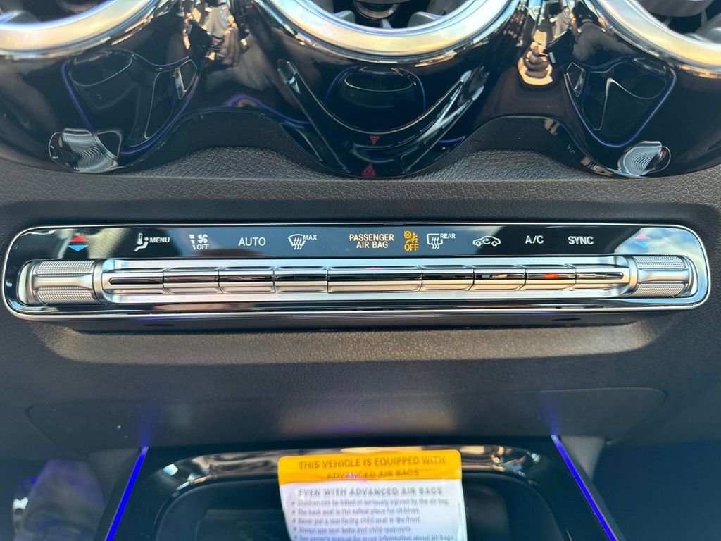 New 2025 Mercedes-Benz GLB 35 AMG GLB 35 AMGﾮ image 25