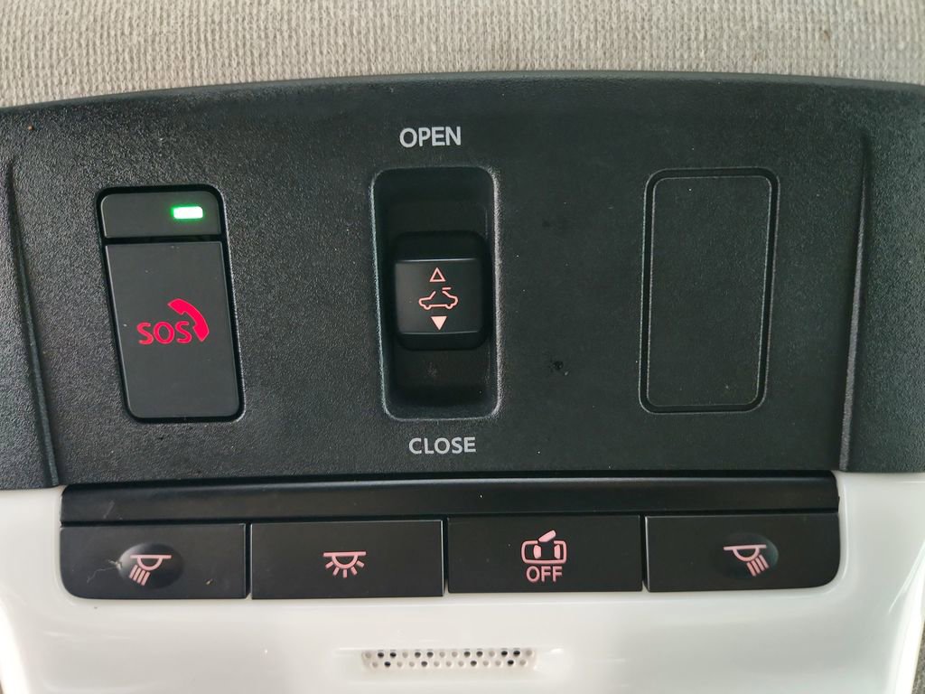 Used 2021 Nissan Sentra SR FWD image 21
