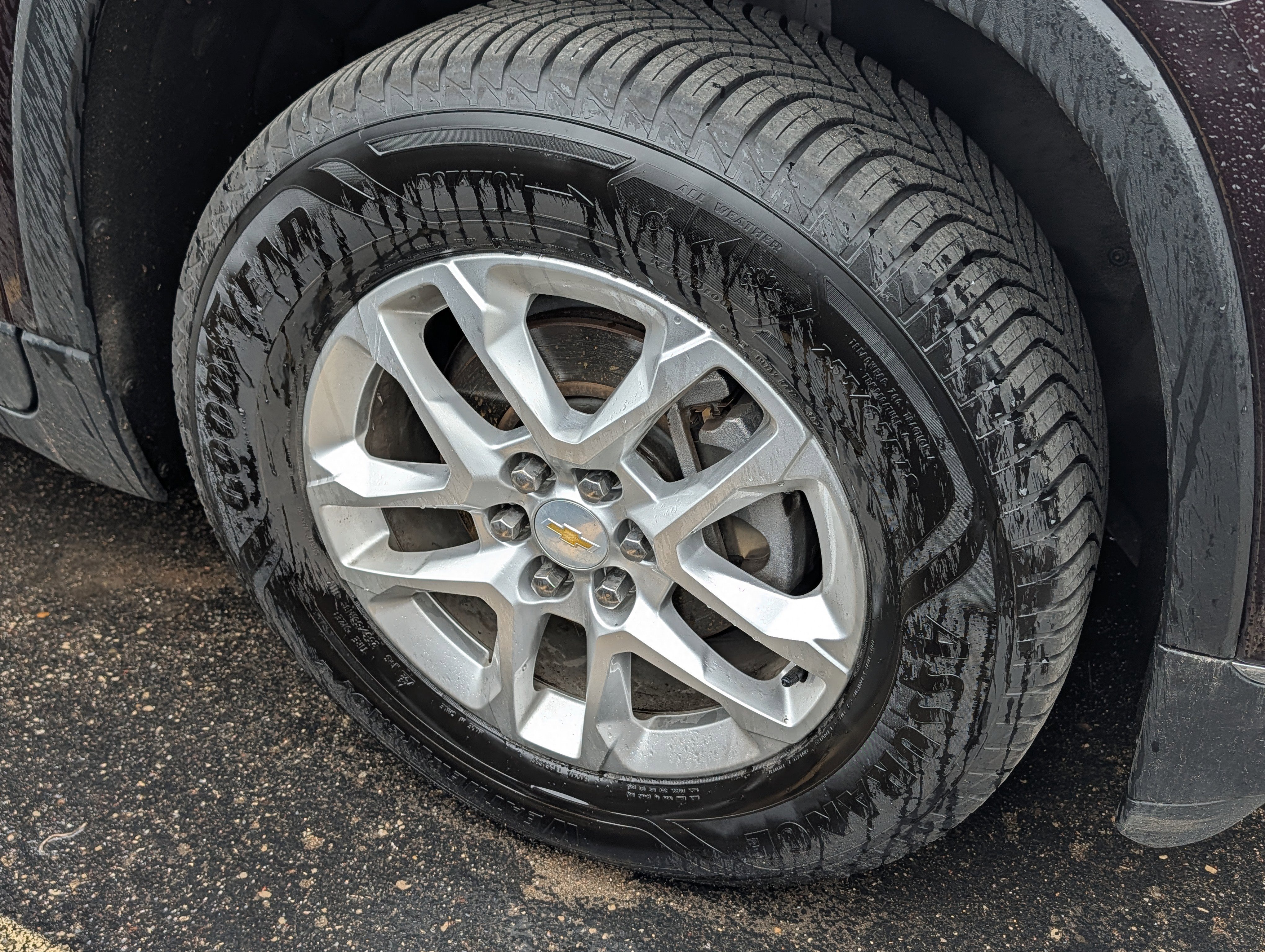 Used 2020 Chevrolet Traverse LT w/ LPO, Floor Liner Package AWD/4WD image 3