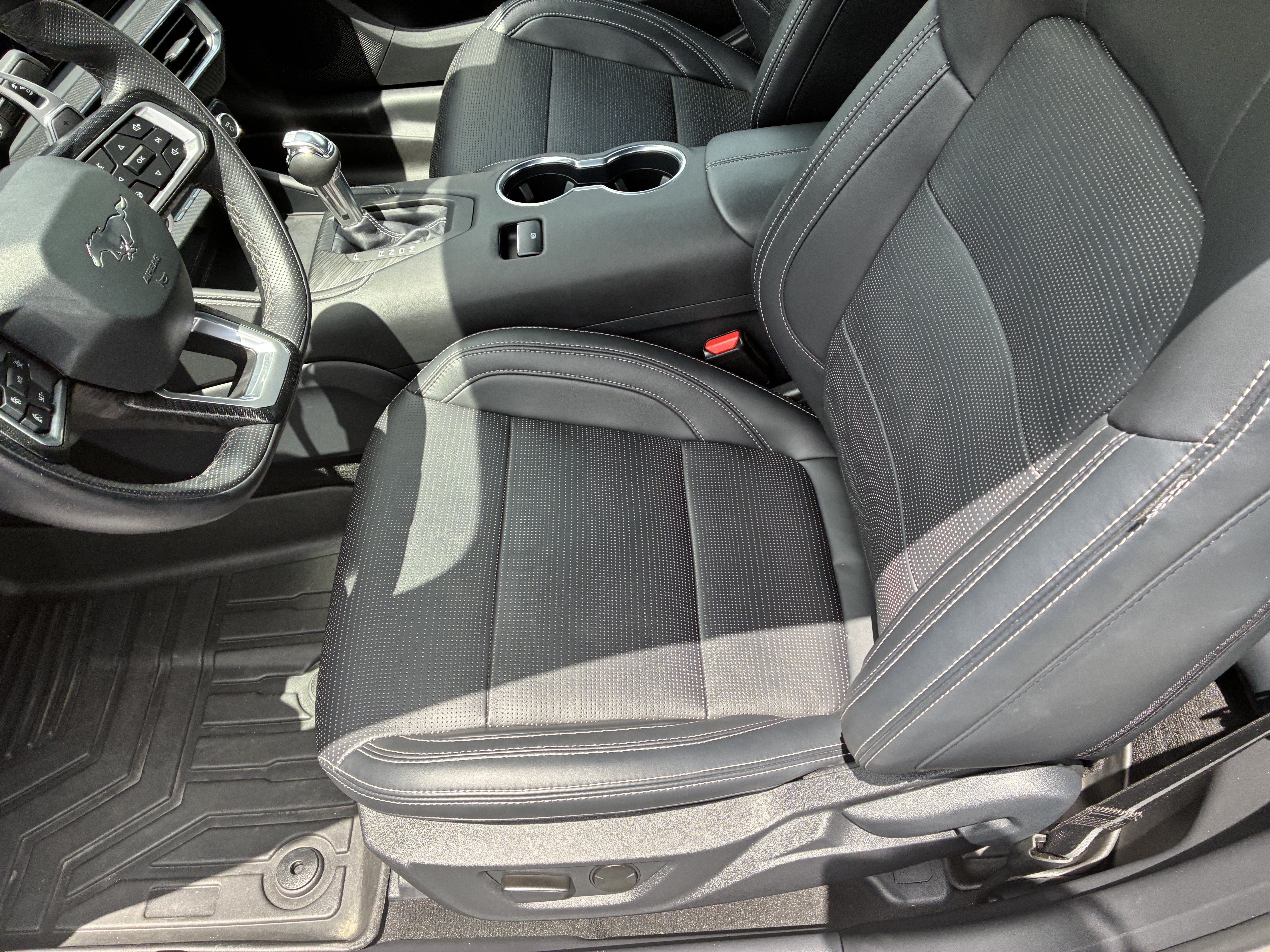 Used 2025 Ford Mustang GT Premium RWD image 16