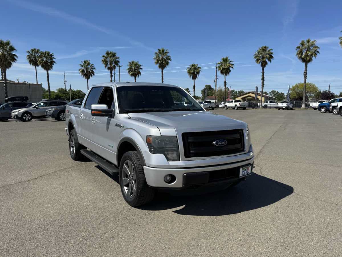 Used 2014 Ford F150 FX4 w/ Equipment Group 402A Luxury AWD/4WD image 3
