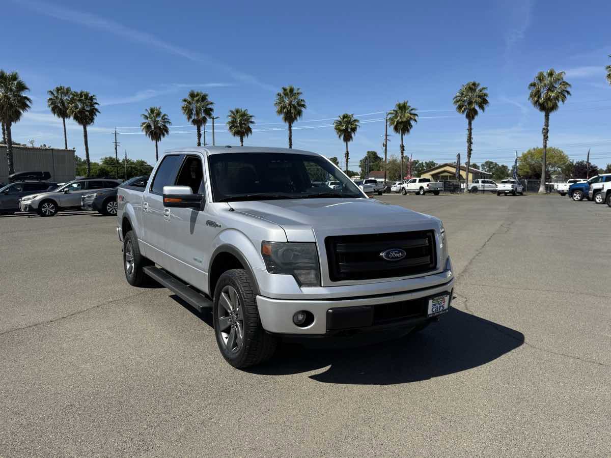 Used 2014 Ford F150 FX4 w/ Equipment Group 402A Luxury AWD/4WD image 3