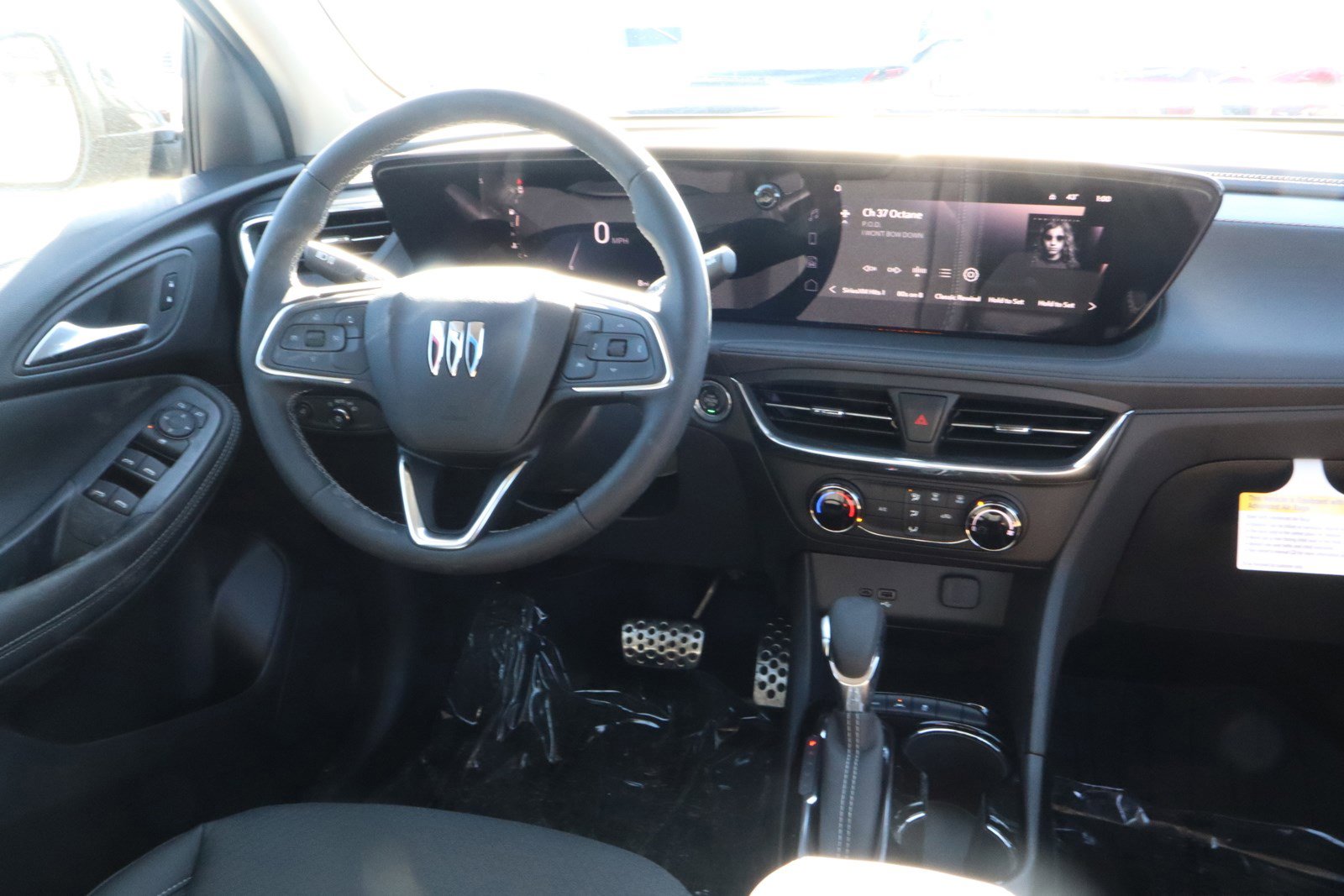 New 2025 Buick Encore GX Preferred w/ Advanced Technology Package image 10