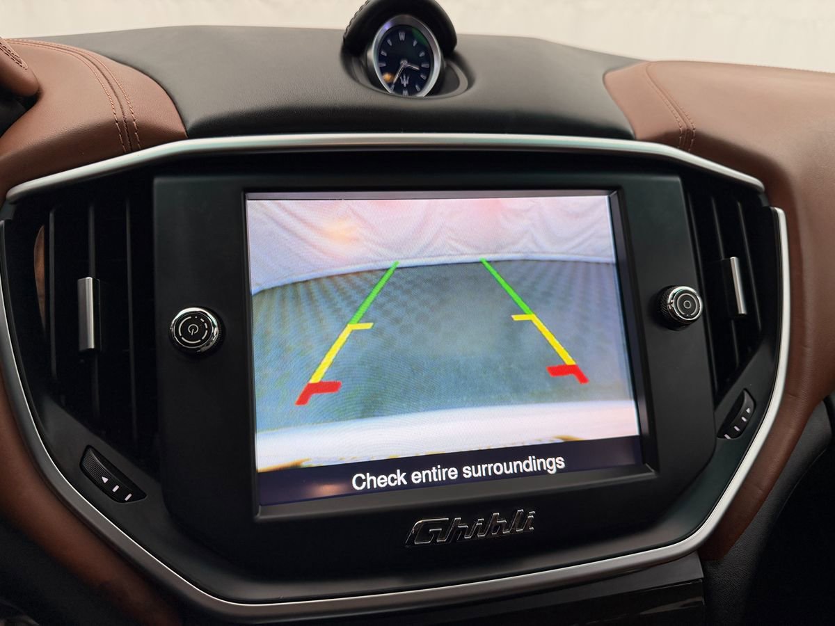 Used 2016 Maserati Ghibli S image 17