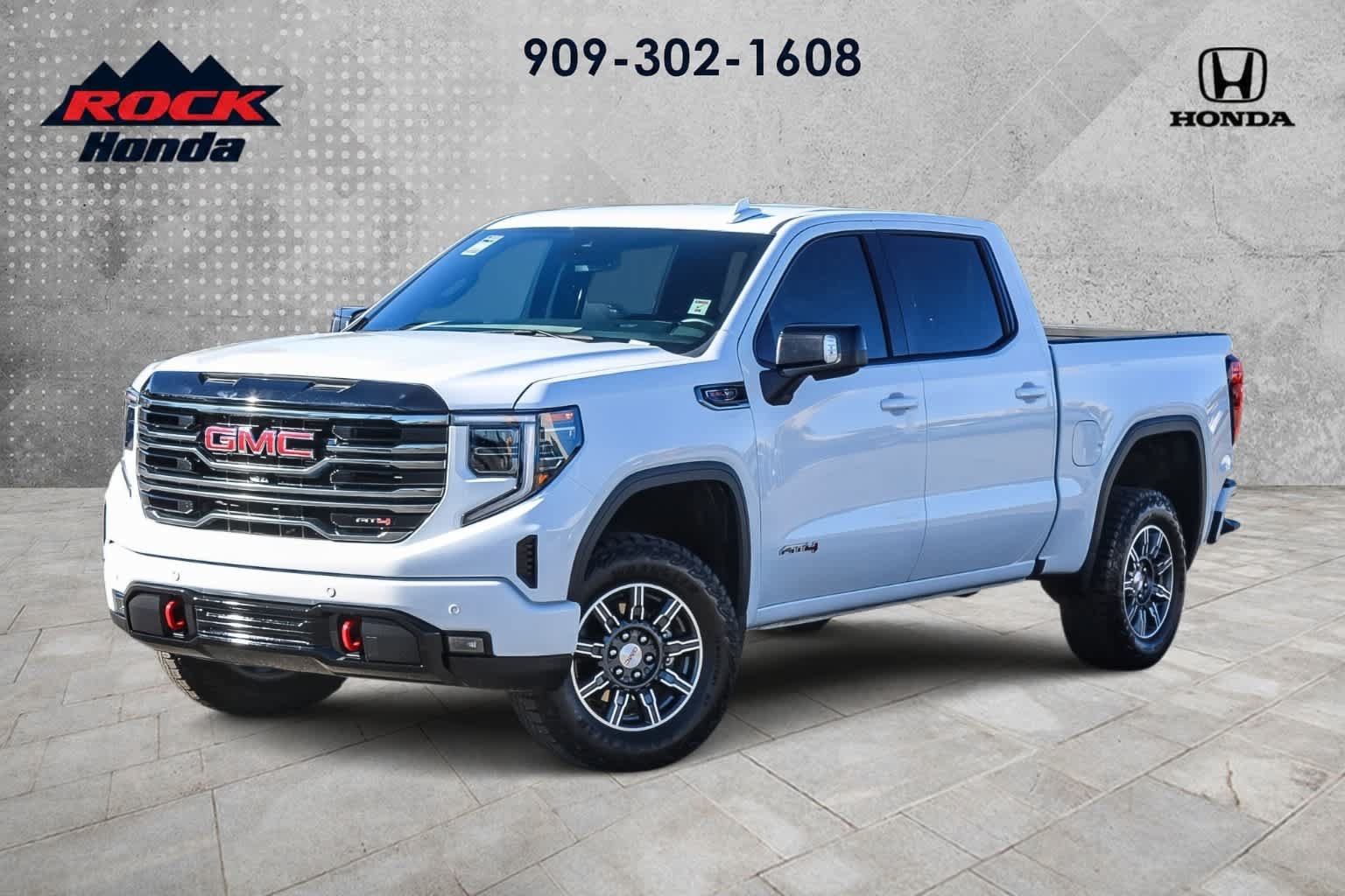 Used 2025 GMC Sierra 1500 AT4