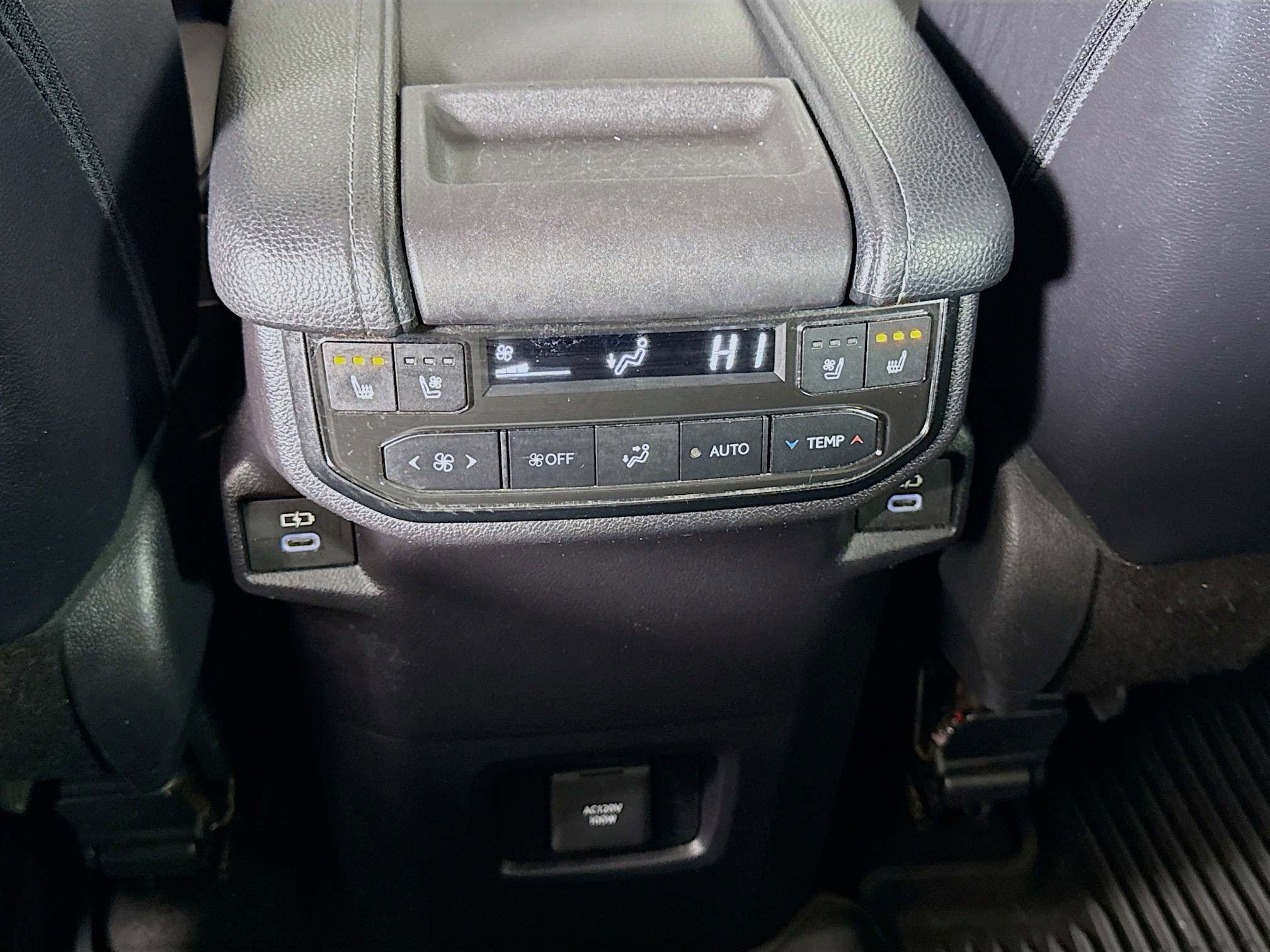 Used 2024 Toyota Grand Highlander Platinum image 24