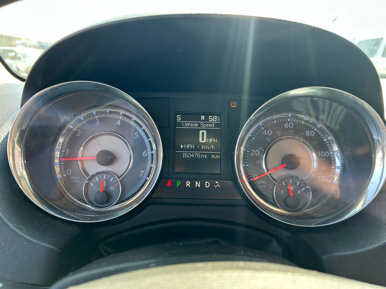 Used 2015 Chrysler Town & Country Touring image 21