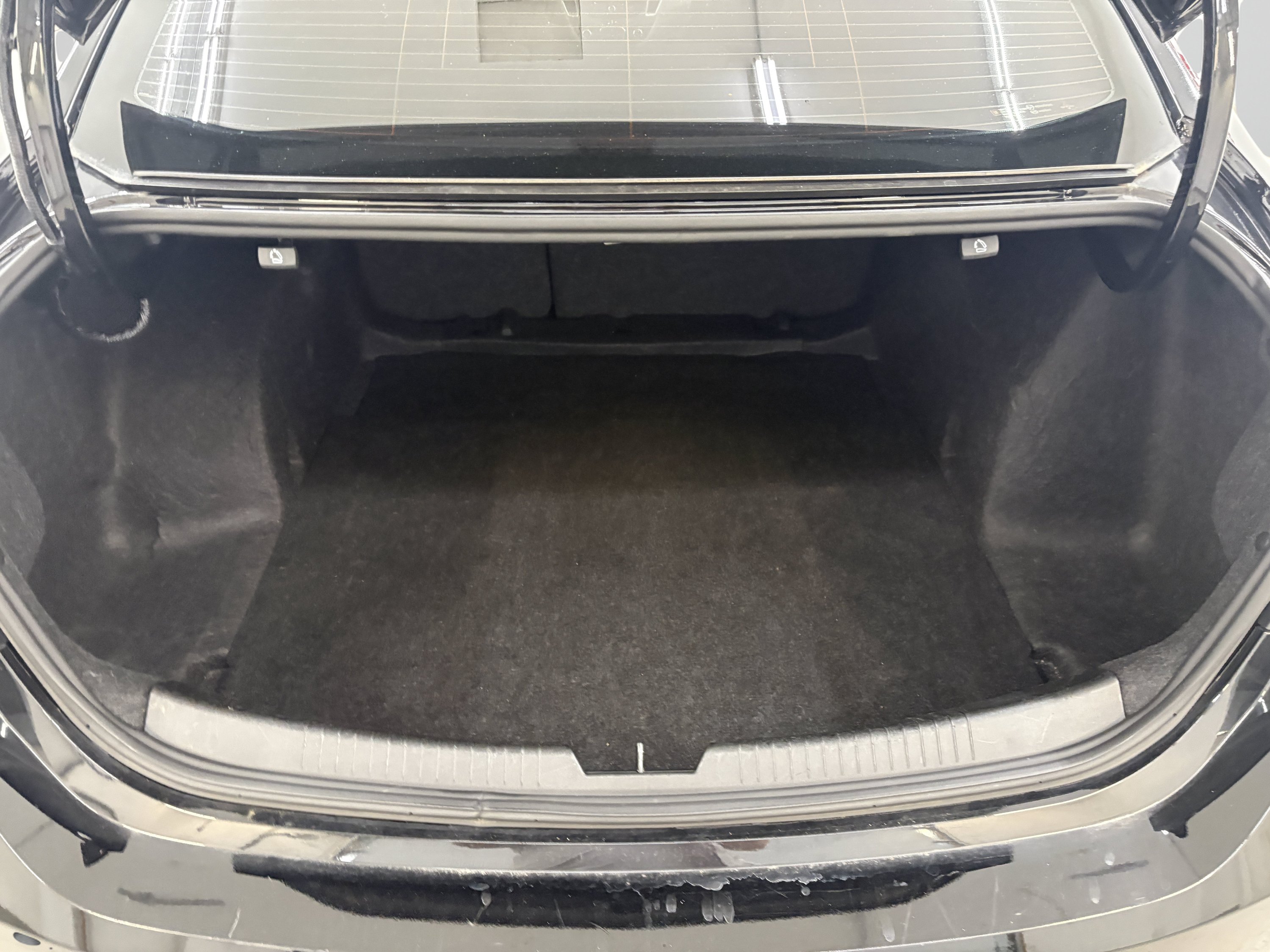 Used 2022 Chevrolet Malibu LS FWD image 7