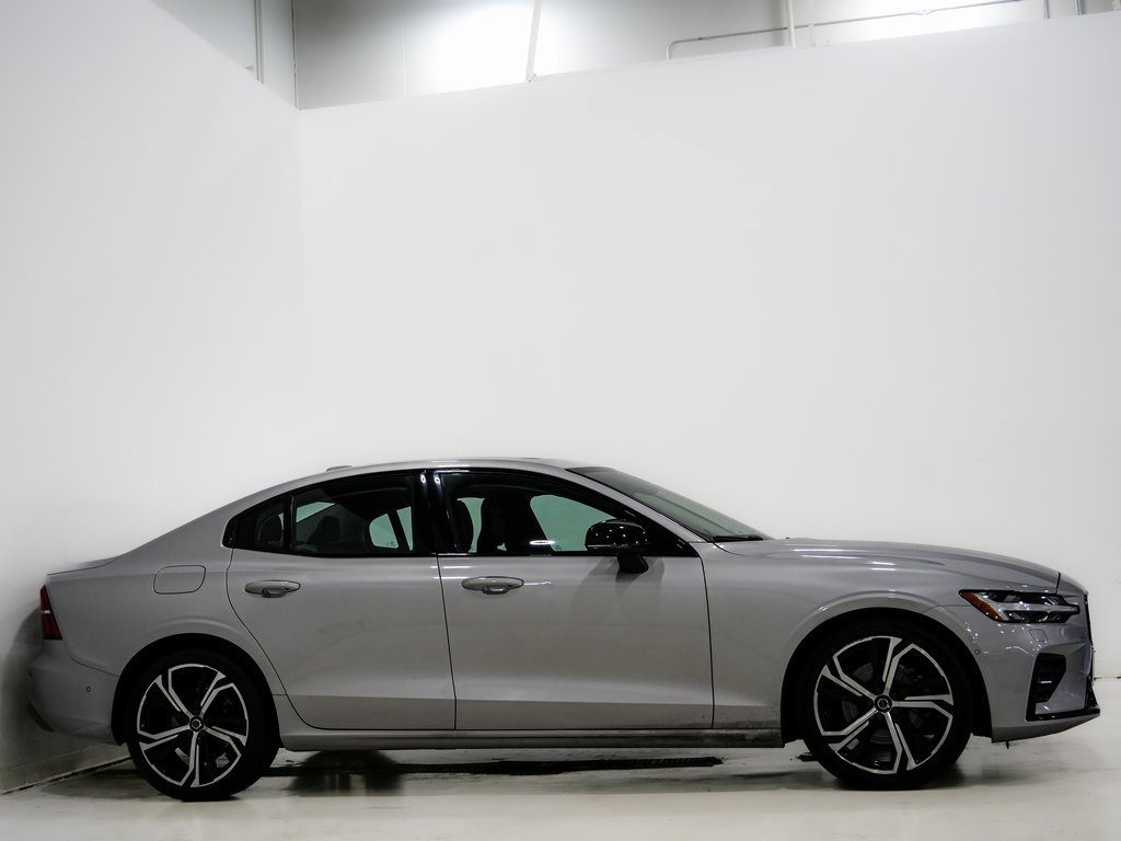 Used 2024 Volvo S60 B5 Plus image 6