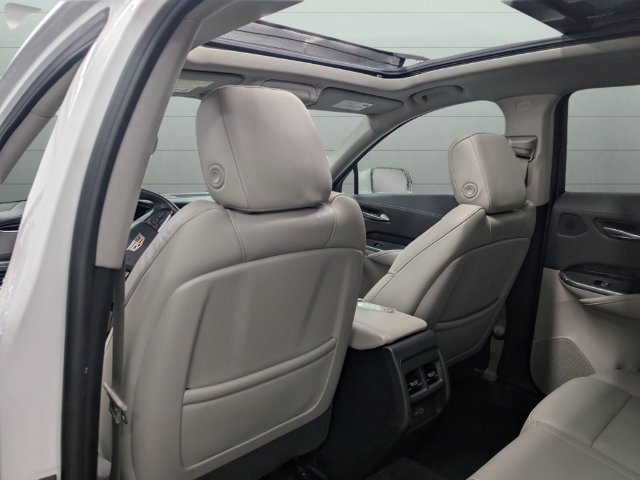 Used 2023 Cadillac XT4 Premium Luxury FWD image 29