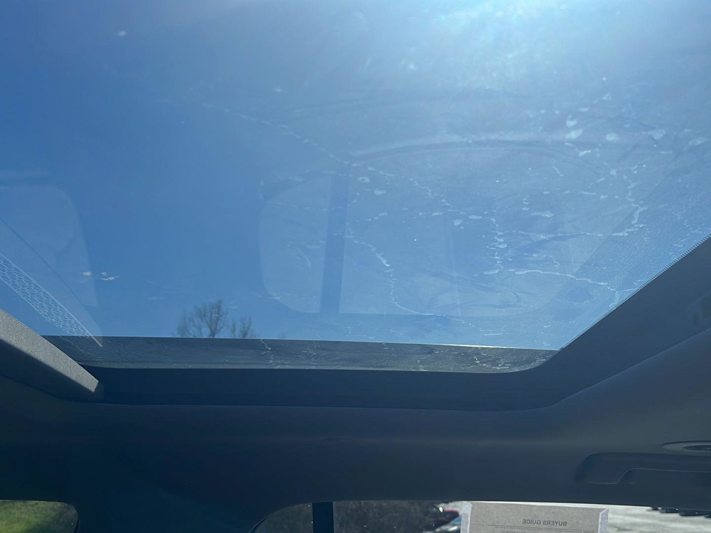 Used 2017 GMC Acadia SLE w/ Driver Alert Package I FWD image 28