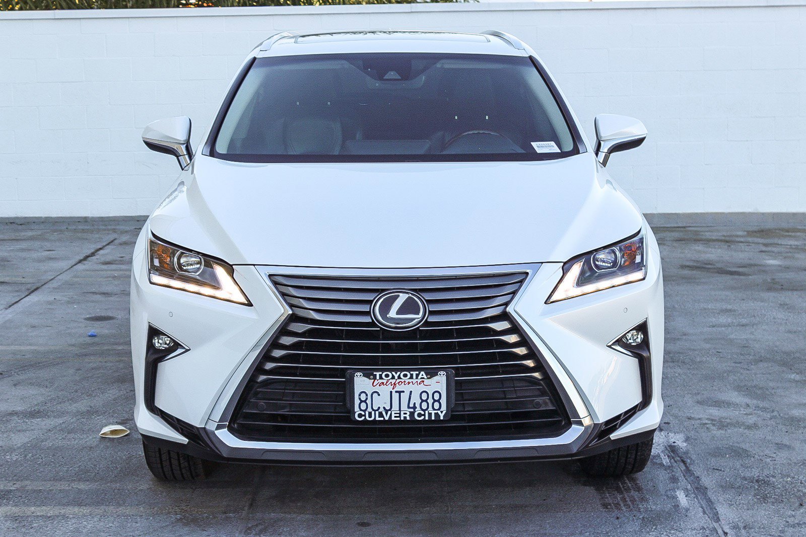 Used 2018 Lexus RX 350L FWD image 2