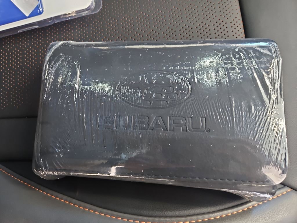 Used 2025 Subaru Crosstrek 2.5i Limited w/ Crosstrek Mirror Package image 28