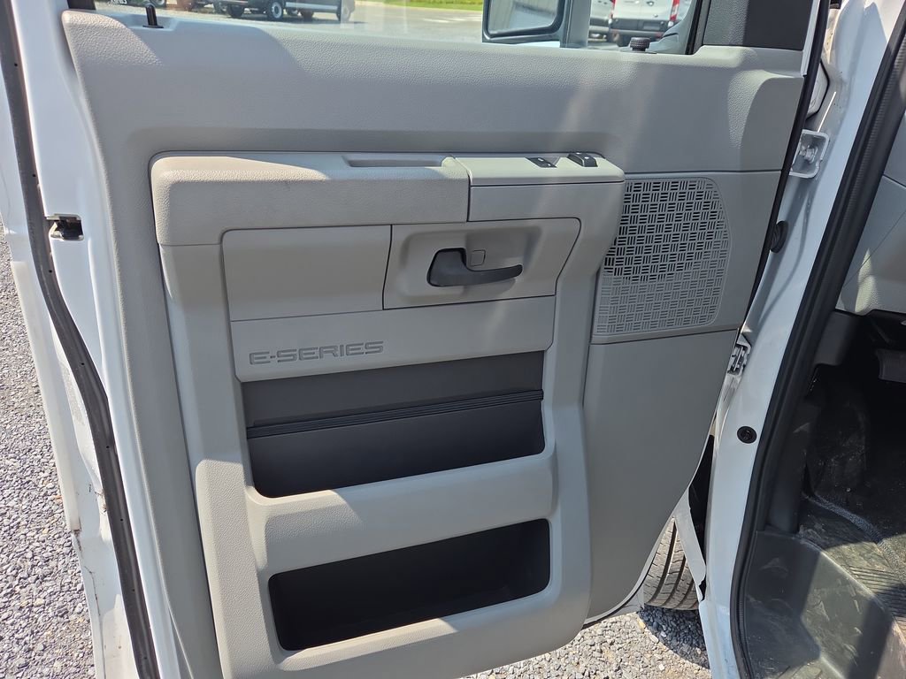 New 2024 Ford E-450 and Econoline 450 Super Duty w/ Power Windows & Locks Group image 23