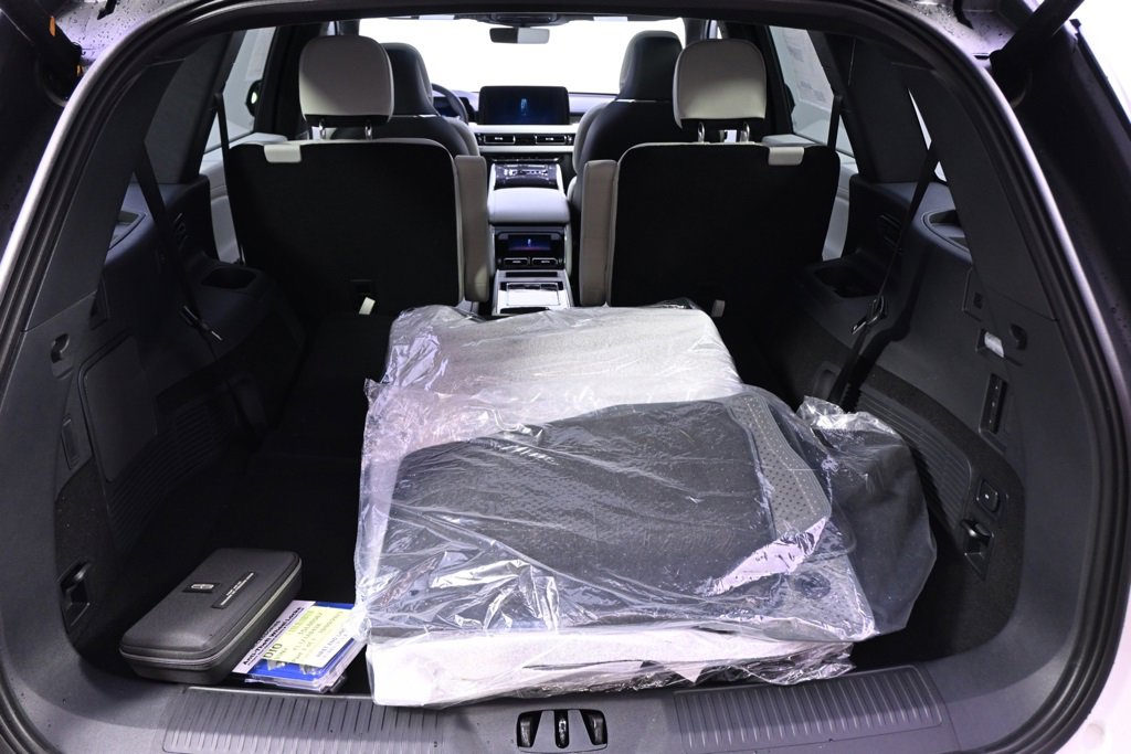 New 2026 Lincoln Aviator Black Label image 19