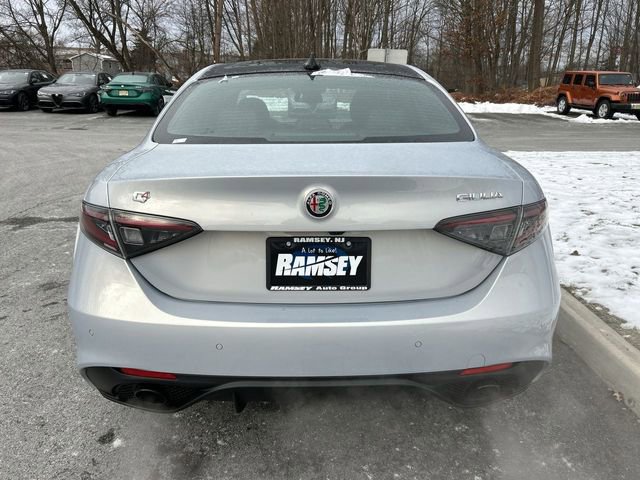 New 2025 Alfa Romeo Giulia AWD w/ Driving Assist Package image 16