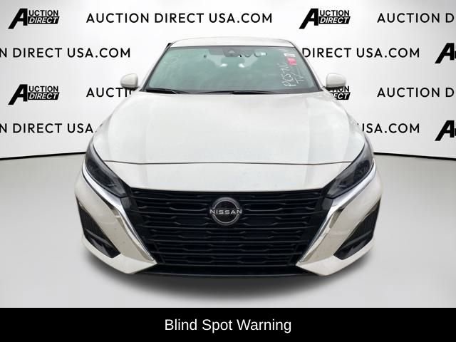 Used 2023 Nissan Altima 2.5 SV video 3