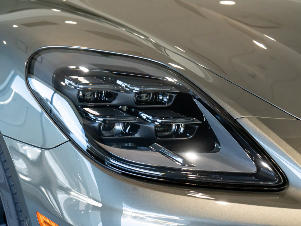 New 2026 Porsche Panamera 4 AWD/4WD image 32