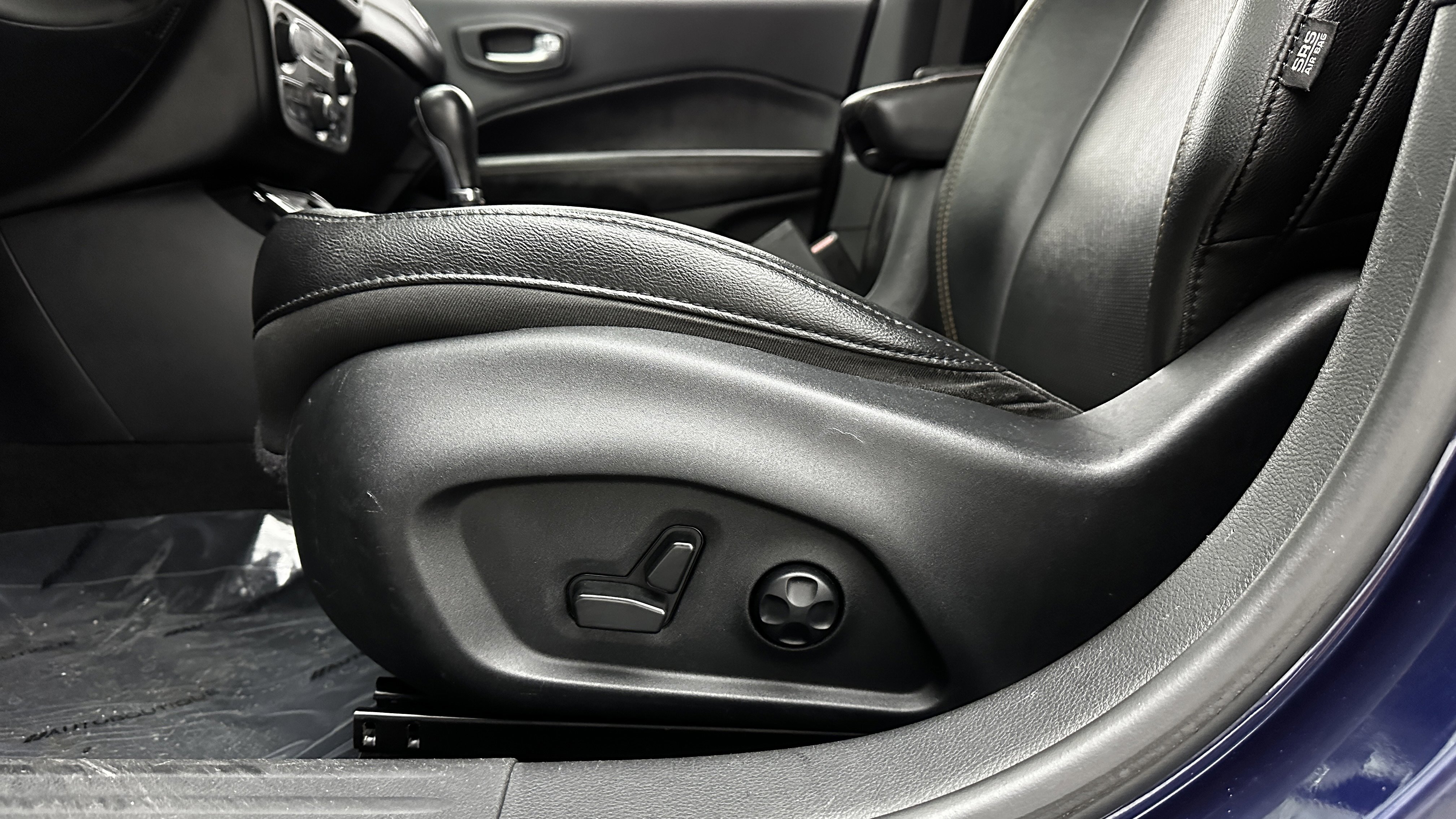 Used 2021 Jeep Compass Limited image 12