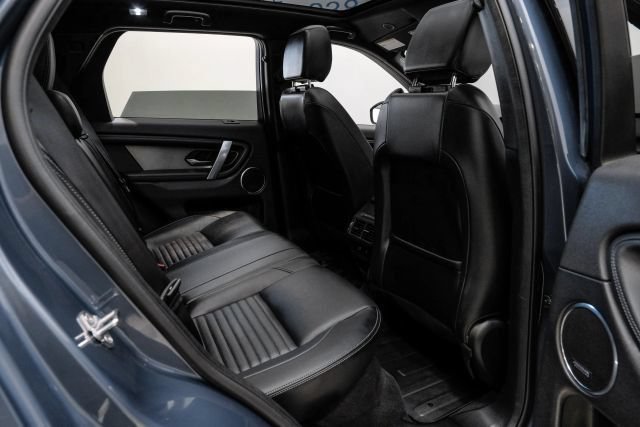 Used 2025 Land Rover Discovery Sport Dynamic SE AWD/4WD image 38