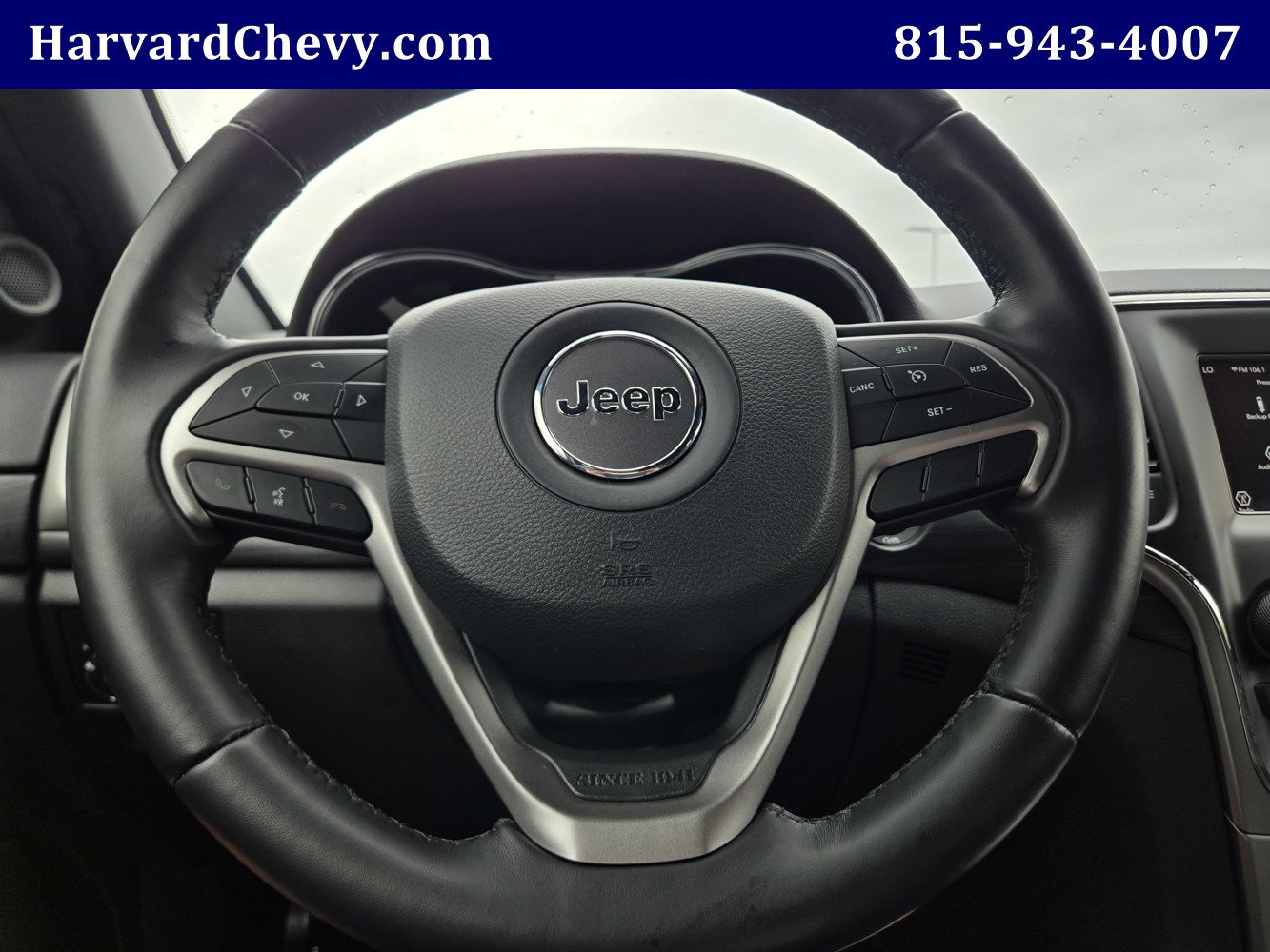 Used 2021 Jeep Grand Cherokee Laredo AWD/4WD image 17