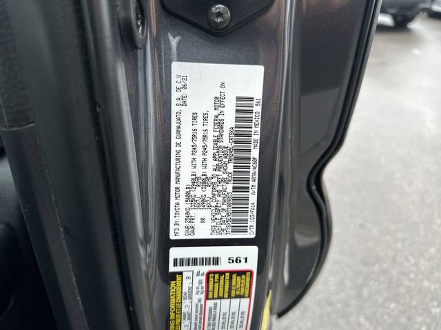 Used 2021 Toyota Tacoma SR AWD/4WD image 31