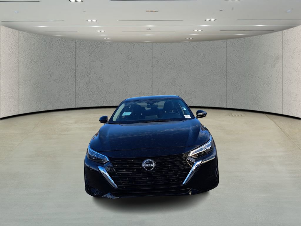 Used 2025 Nissan Sentra SV image 2