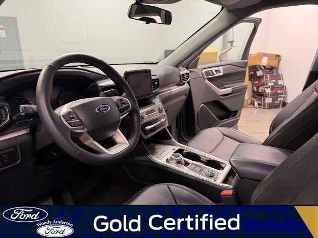 Certified 2023 Ford Explorer XLT w/ Equipment Group 202A AWD/4WD image 9