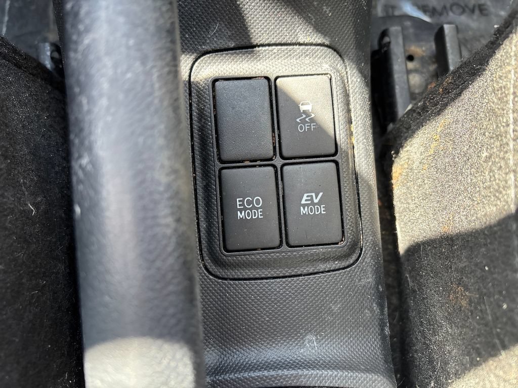 Used 2015 Toyota Prius C Two FWD image 19
