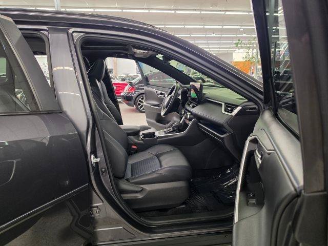 Used 2024 Toyota RAV4 XSE w/ Weather Package AWD/4WD image 35