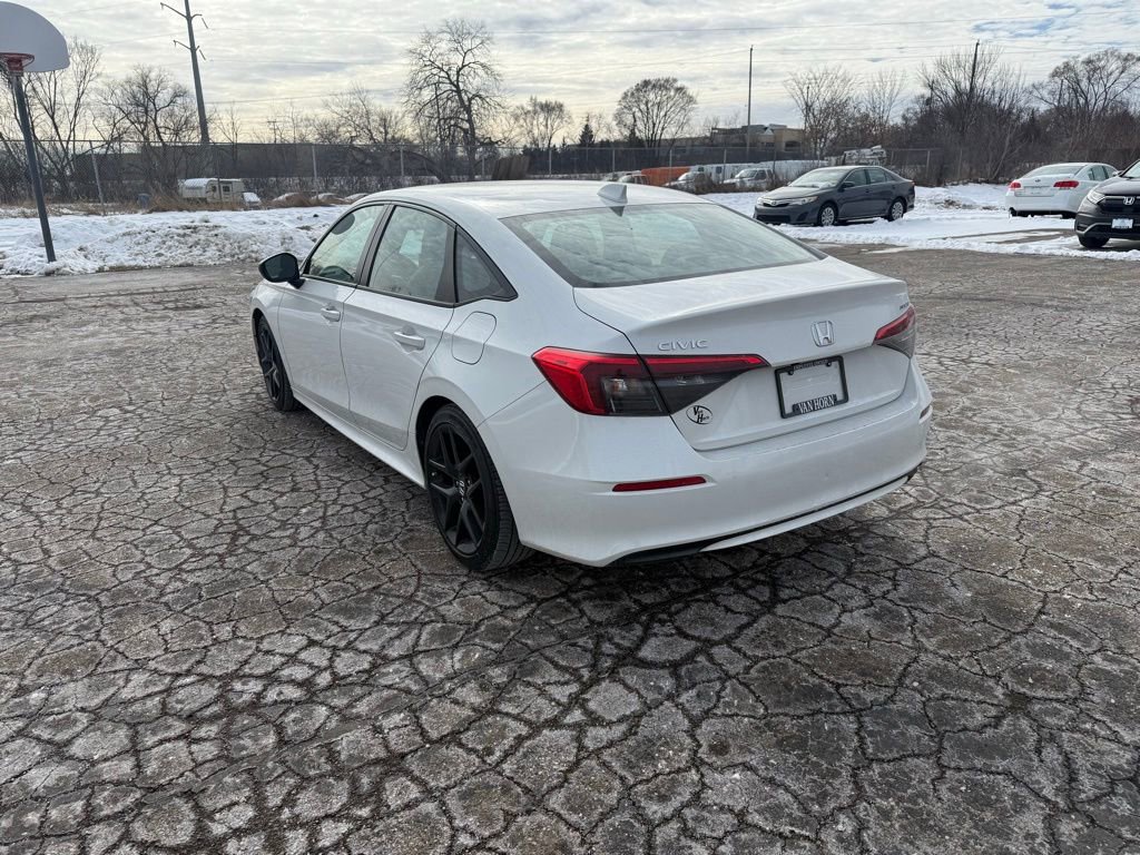 Used 2023 Honda Civic Sport image 4