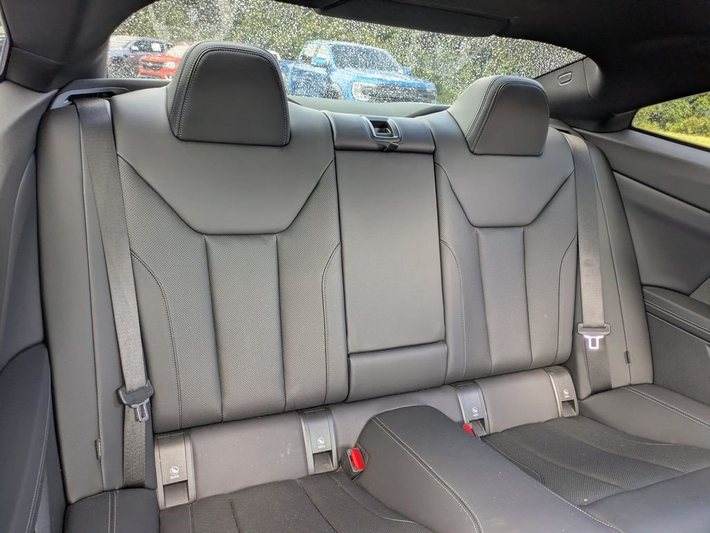 Used 2023 BMW 430i Coupe w/ M Sport Package RWD image 13