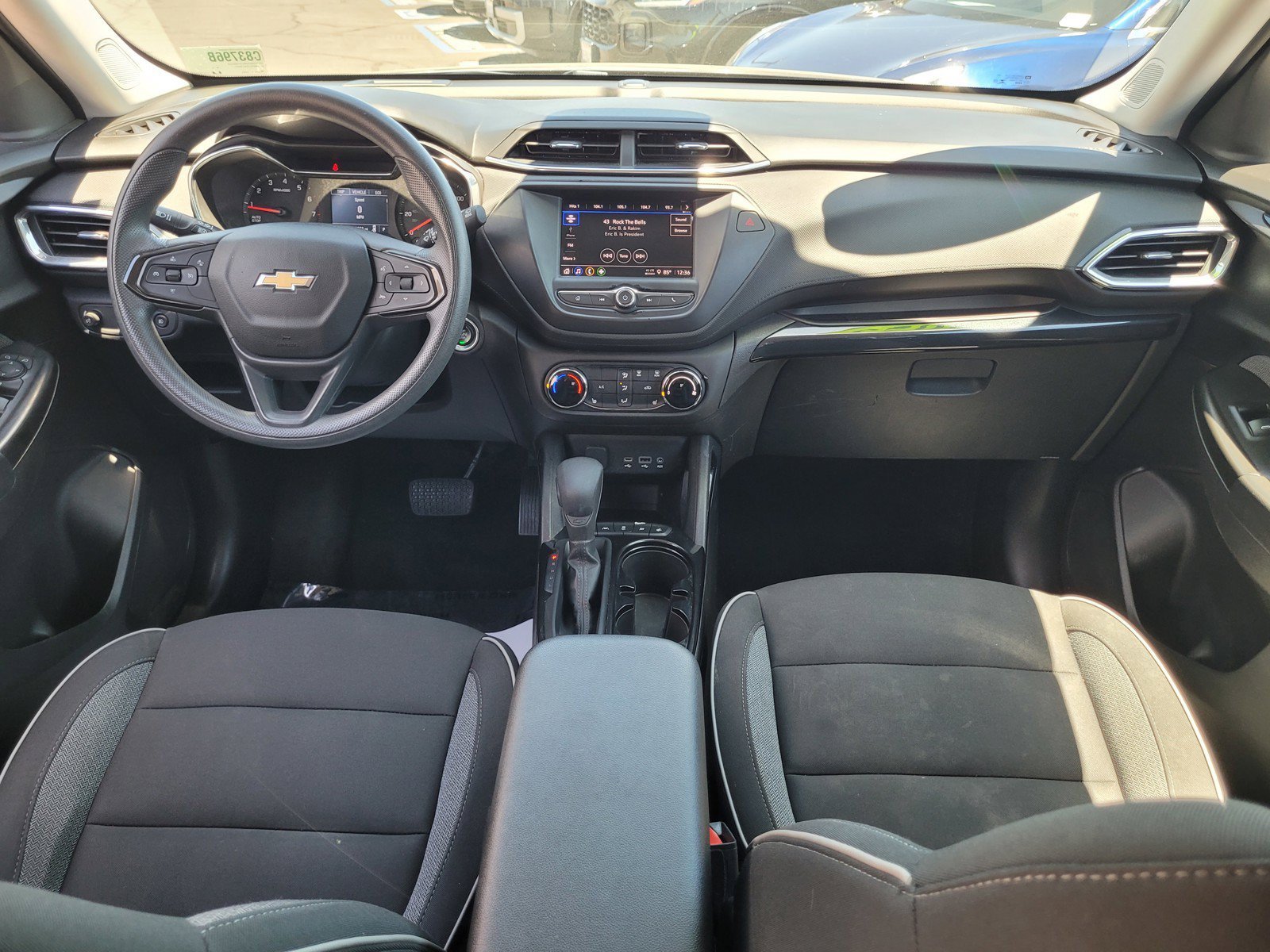 Used 2023 Chevrolet TrailBlazer LT FWD image 15