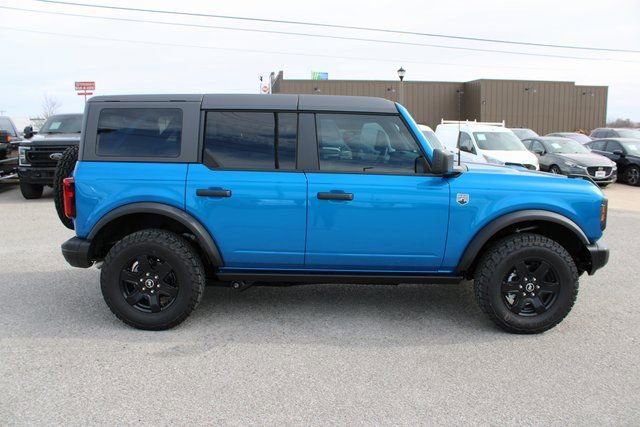 New 2025 Ford Bronco Big Bend w/ Black Diamond Package AWD/4WD image 3