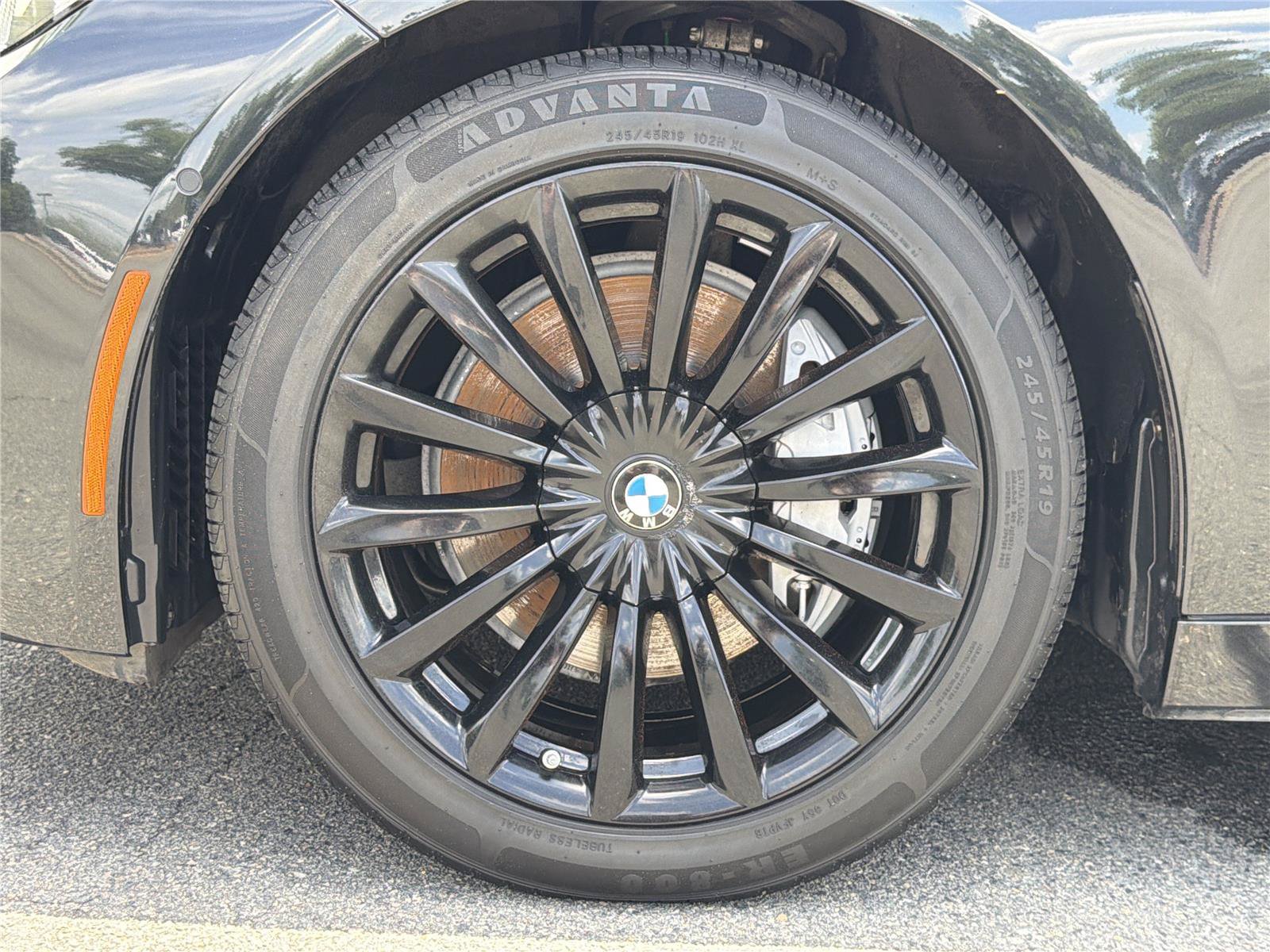 Used 2020 BMW 740i xDrive w/ Premium Package AWD/4WD image 33