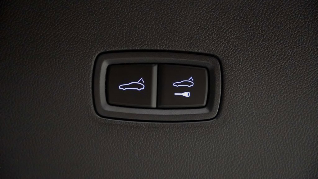 New 2025 Porsche Cayenne Coupe image 14