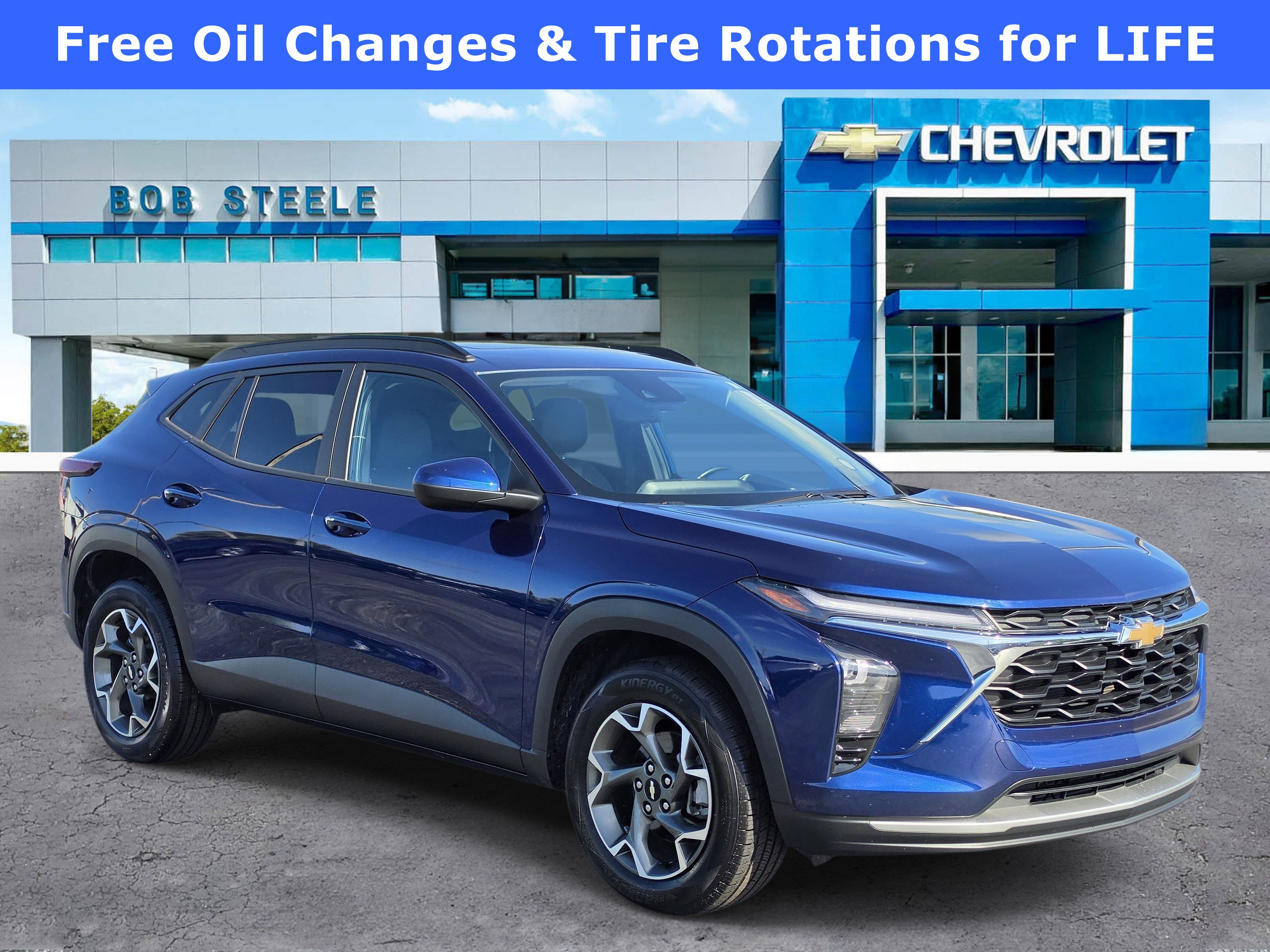 Certified 2024 Chevrolet Trax LT w/ Sunroof Package FWD image 1