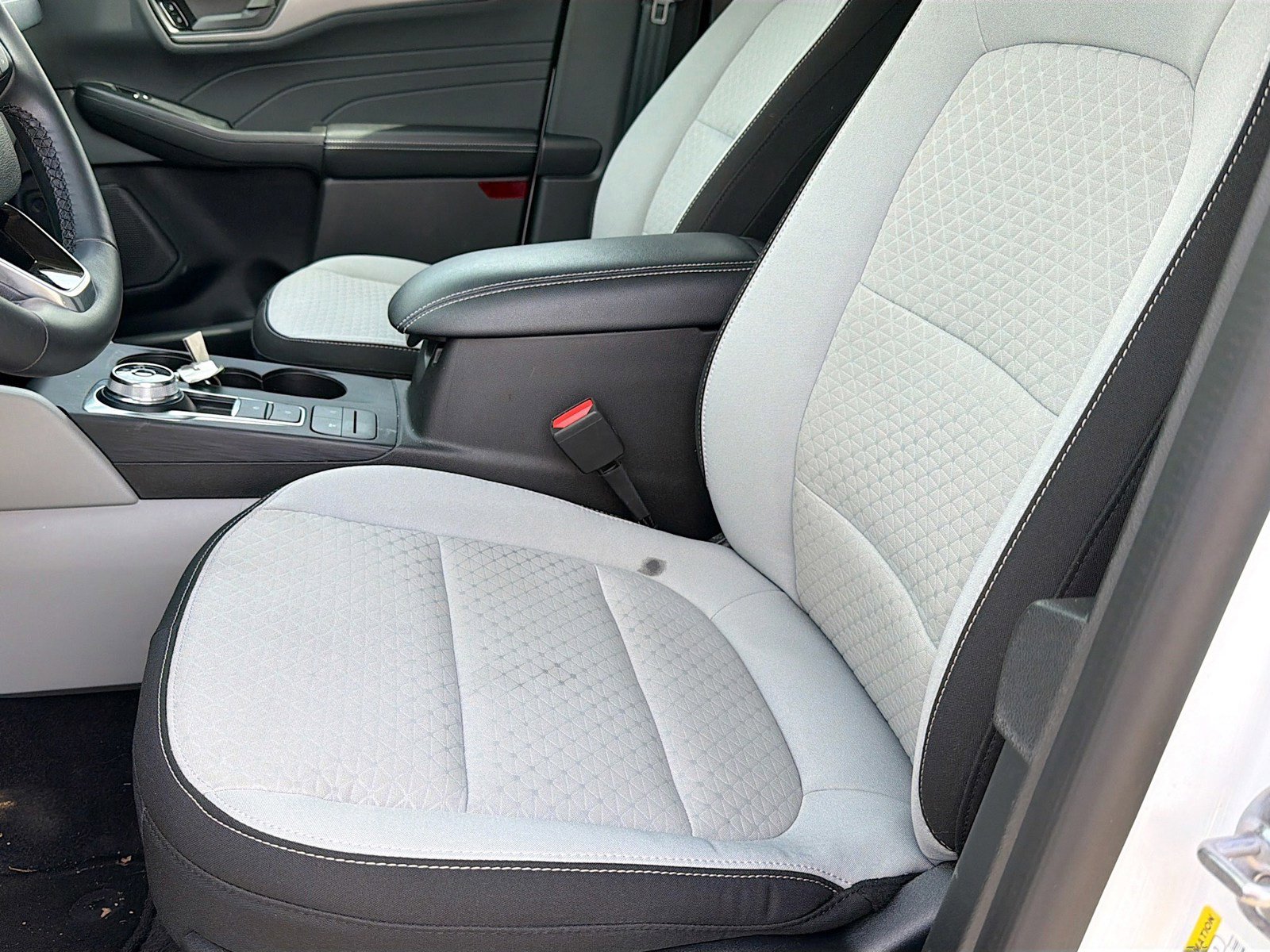 Used 2024 Ford Escape Active FWD image 21