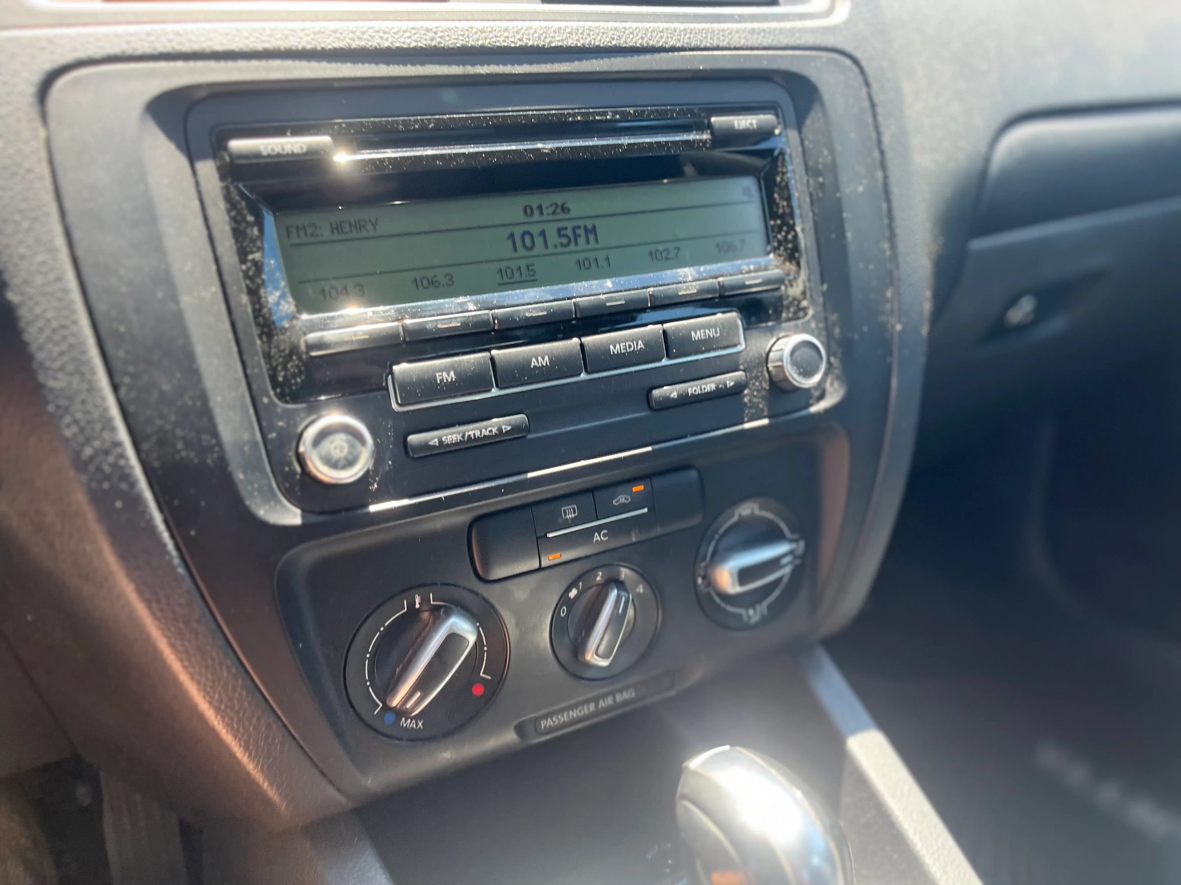 Used 2011 Volkswagen Jetta SE FWD image 20