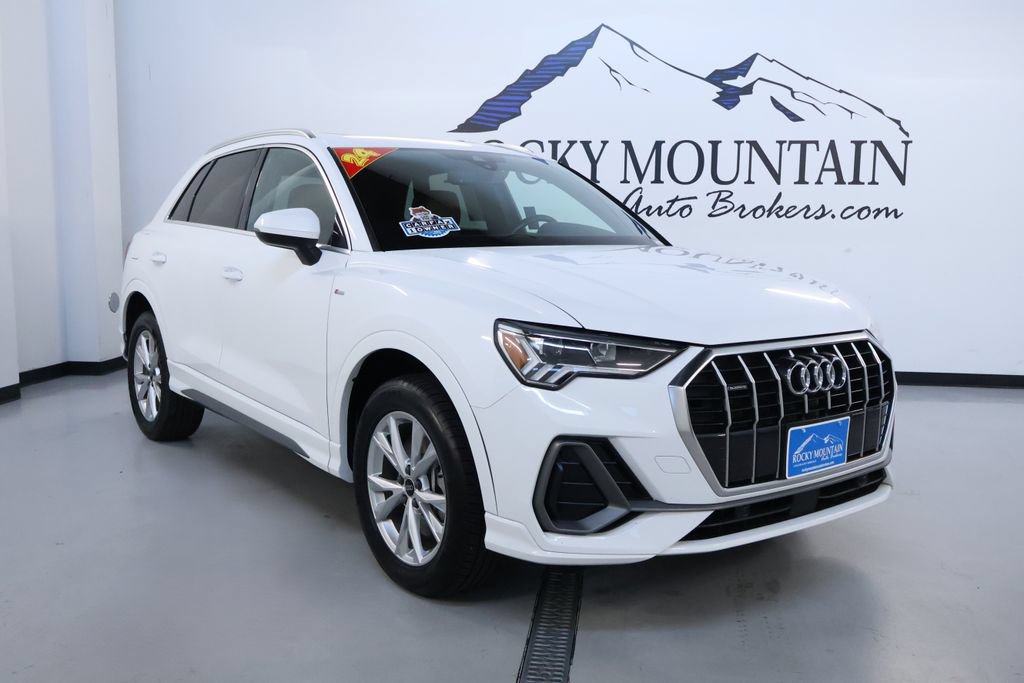 Used 2024 Audi Q3 2.0T Premium AWD/4WD image 1