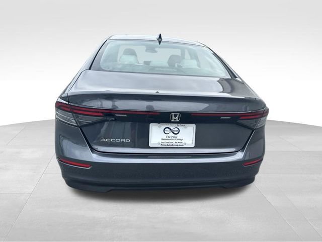 Certified 2025 Honda Accord LX image 4