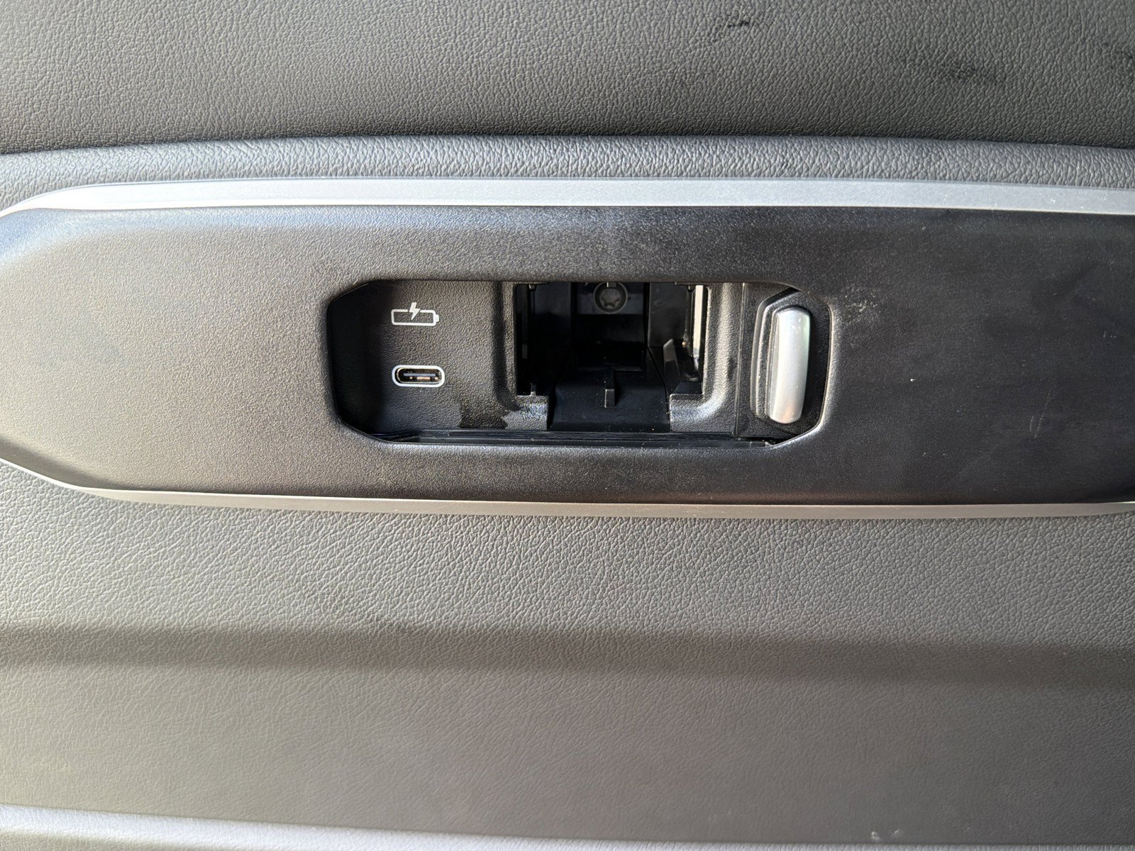 Certified 2026 BMW X6 xDrive40i AWD/4WD image 19