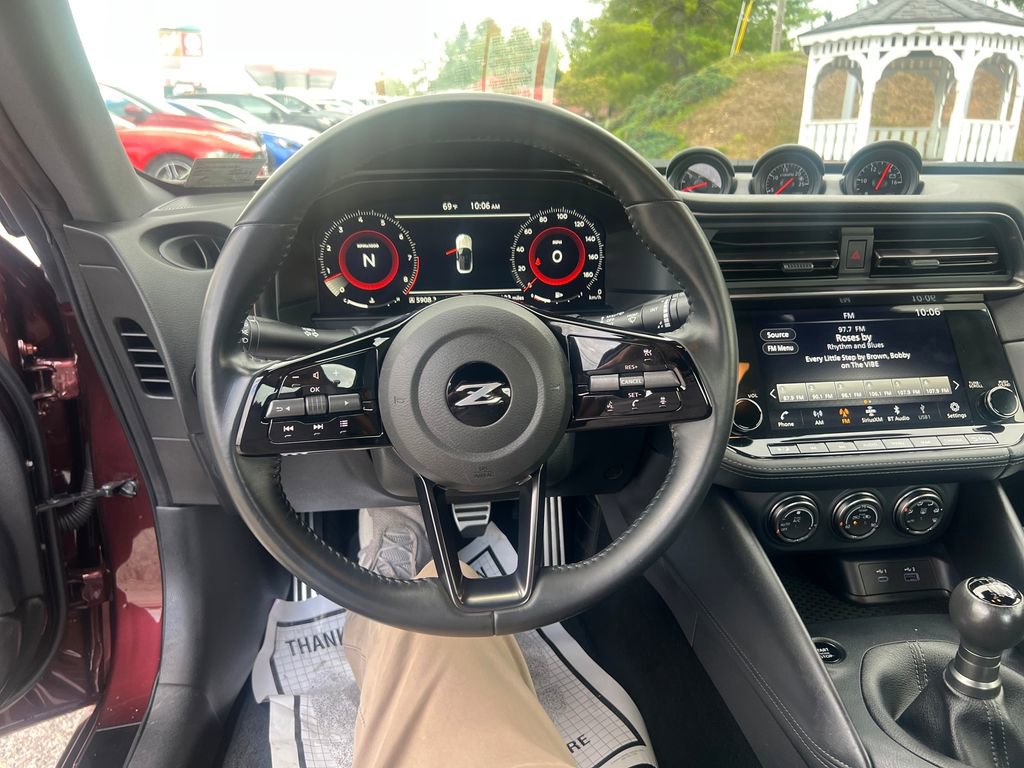 Used 2025 Nissan Z Performance w/ Floor Mat Package image 14