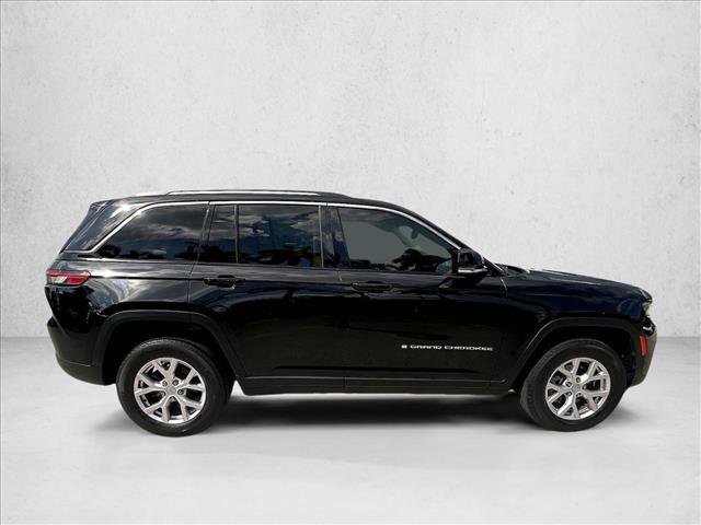 Used 2022 Jeep Grand Cherokee Limited AWD/4WD image 5