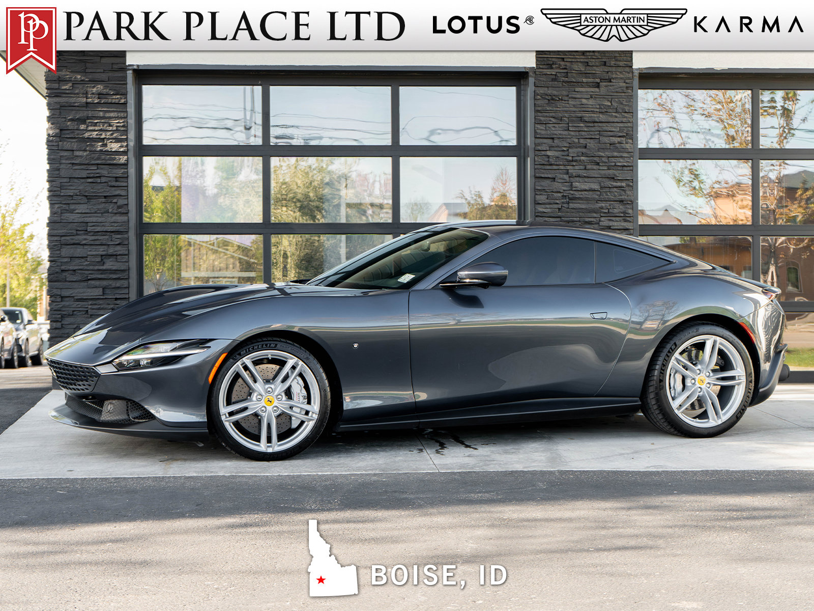 Used 2021 Ferrari Roma image 1