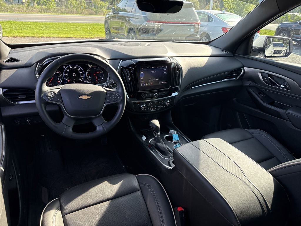 Used 2023 Chevrolet Traverse Premier w/ LPO, Floor Liner Package FWD image 8