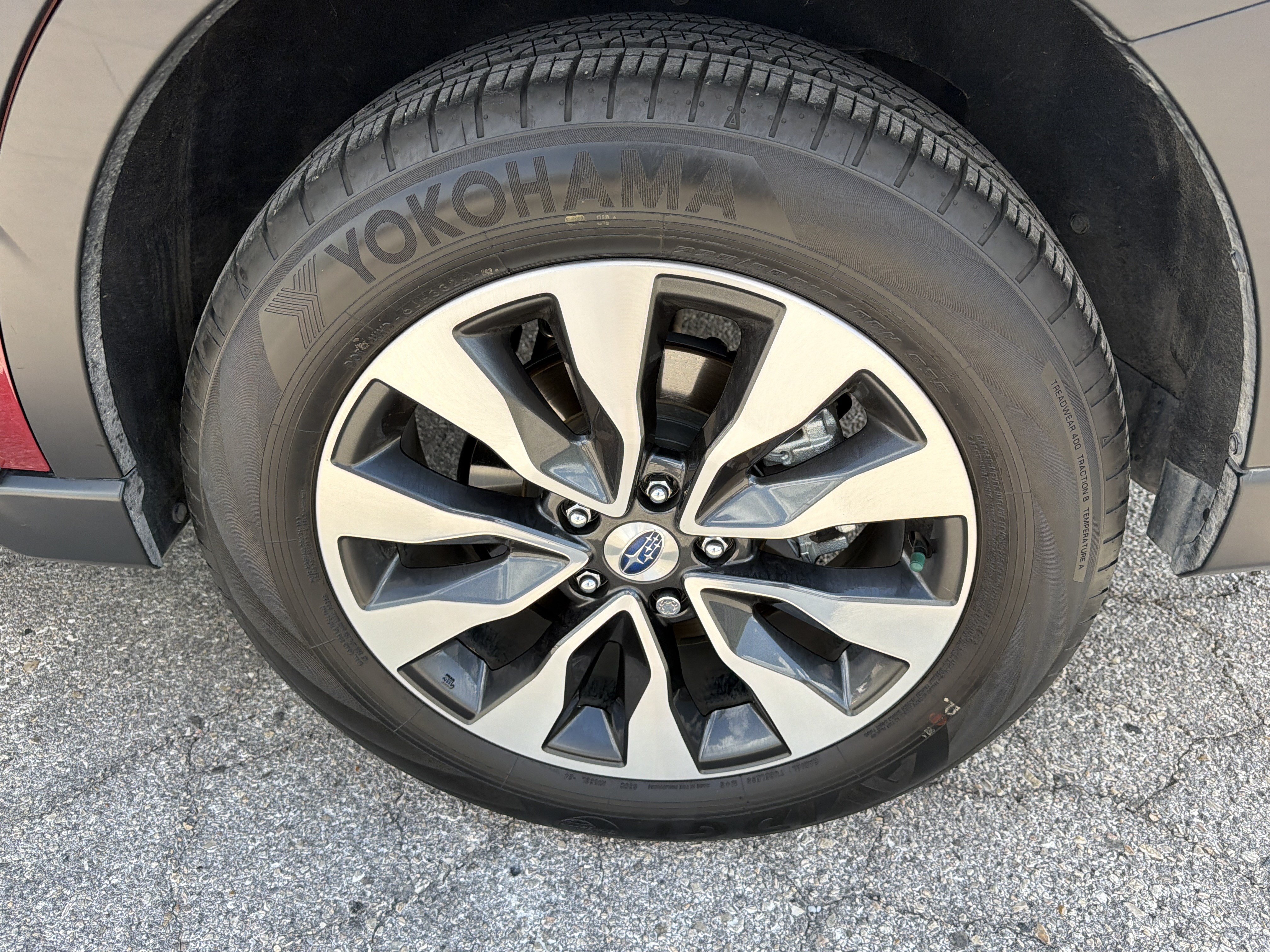 Certified 2025 Subaru Outback Limited XT AWD/4WD image 9